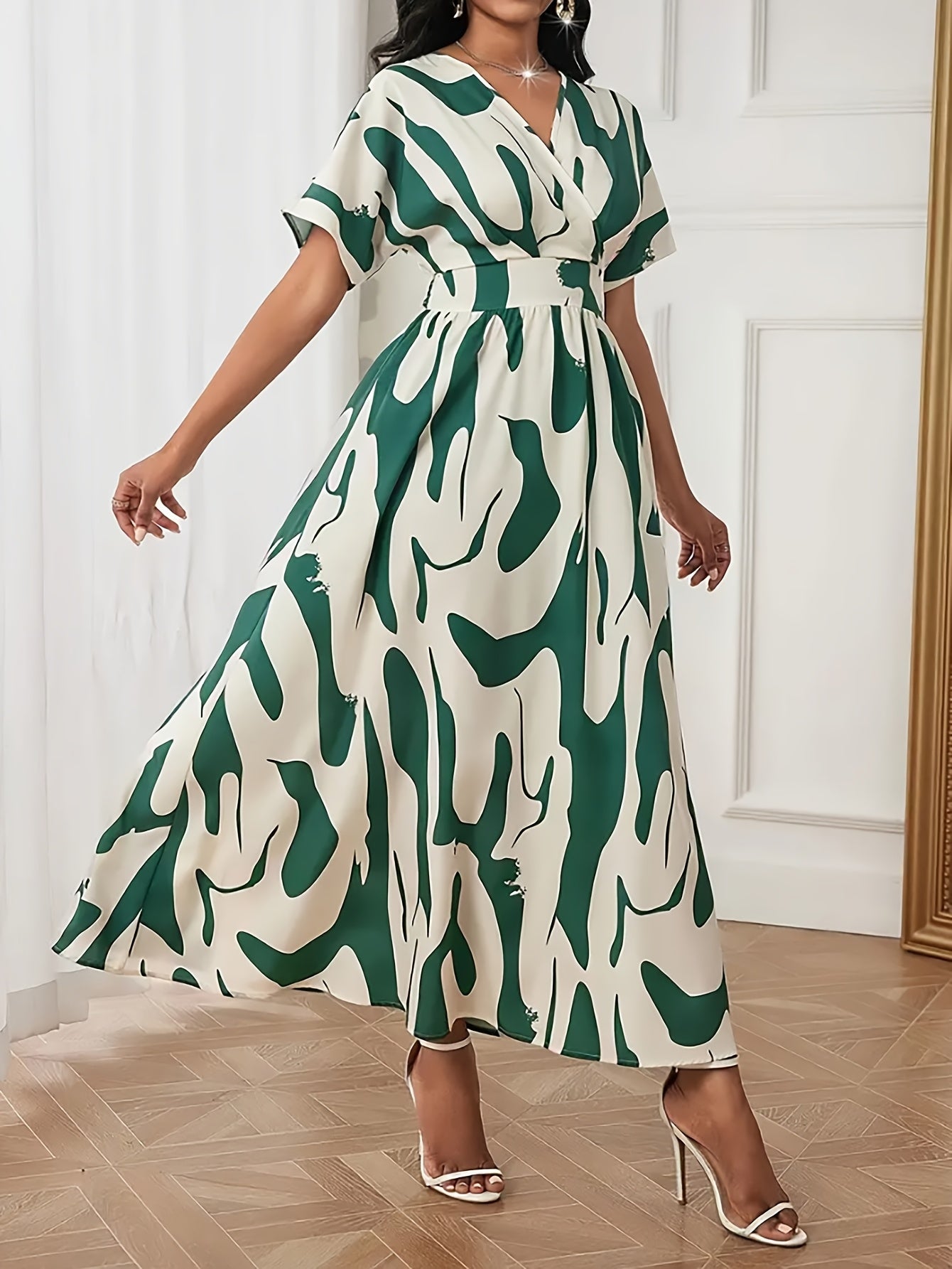 Color-block A-line dress with waist cinch - SalmanStore 