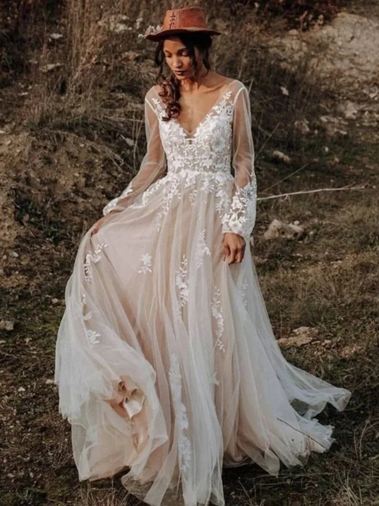 Vintage V-Neck Wedding Dress - Long Sleeve Lace Applique Beach Bridal Gown - JStorehub 