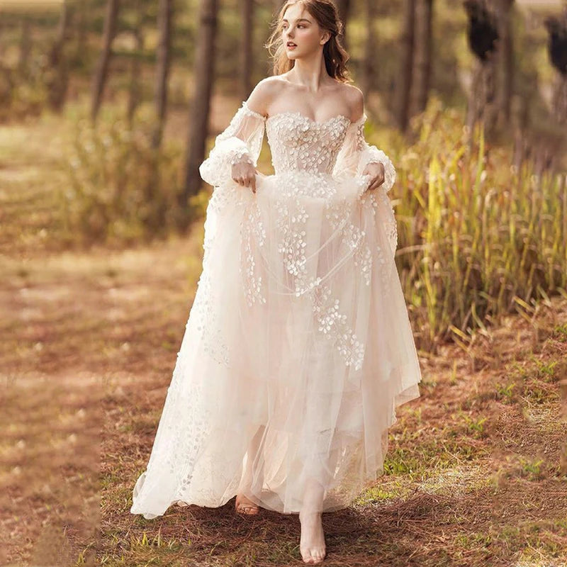 Vintage Lace Wedding Dress - Sweetheart Lace-Up Ball Gown Bridal Gown - JStorehub 