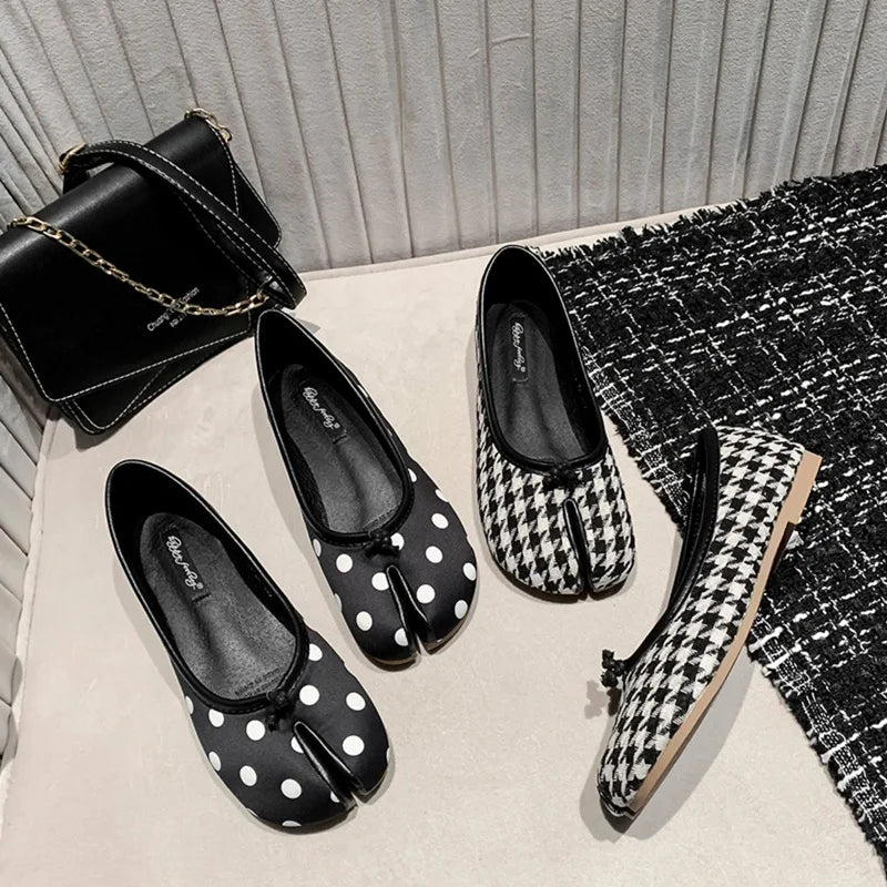 2025 Polka Dot Retro Ballerina Flats - Japanese Tabi Split Toe Shoes - JStorehub 