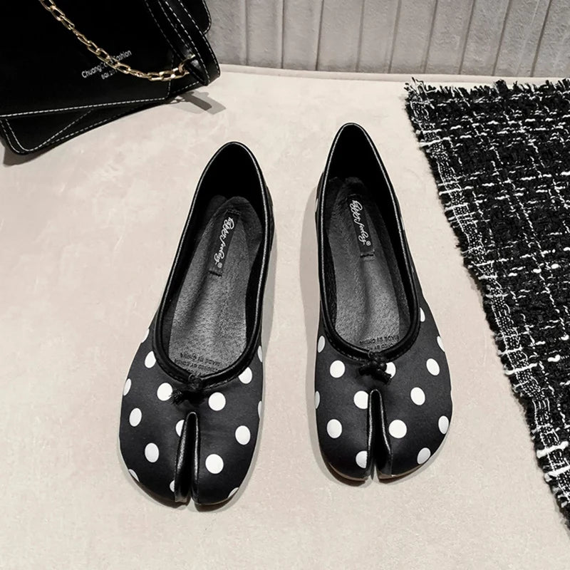 2025 Polka Dot Retro Ballerina Flats - Japanese Tabi Split Toe Shoes - JStorehub 