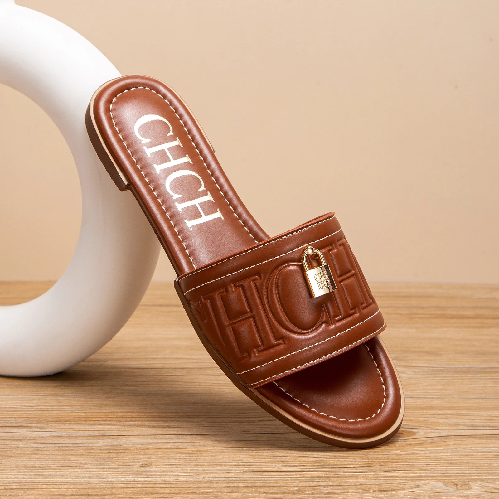 Women's Solid Color Embossed Flat Sandals - Simple Fashion Summer Slippers - JStorehub 