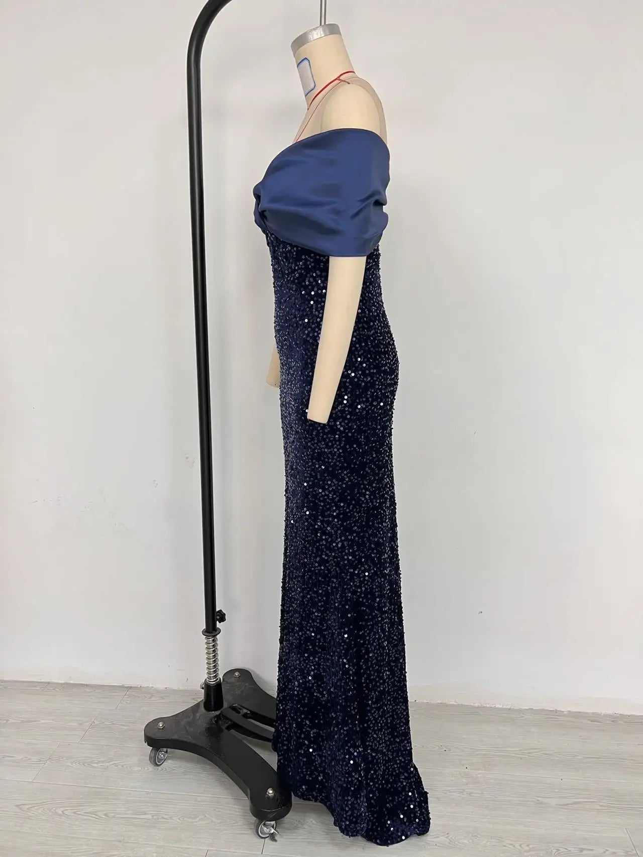 Slim Fit One Shoulder Sequin Evening Gown - A-Line Floor Length Party Dress - JStorehub 