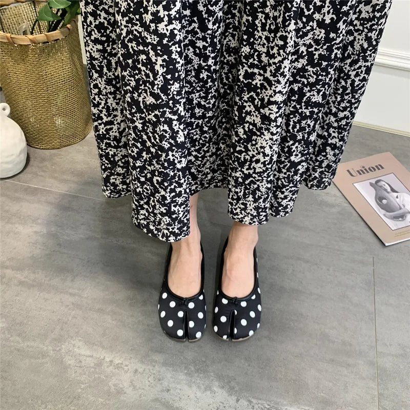 2025 Polka Dot Retro Ballerina Flats - Japanese Tabi Split Toe Shoes - JStorehub 