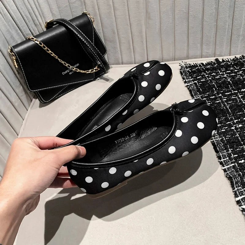 2025 Polka Dot Retro Ballerina Flats - Japanese Tabi Split Toe Shoes - JStorehub 