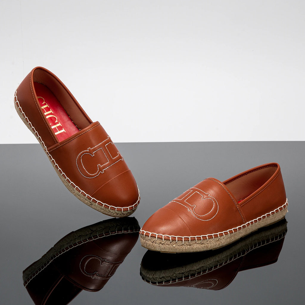 CHCH Women's Lefu Handmade Anti-Slip Outdoor Shoes - Mommy Casual Flats - JStorehub 