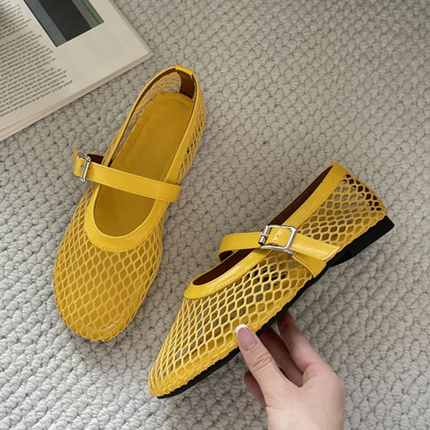 Aneikeh Round Toe Flat Shoes – Elegant Women’s Comfortable Flats