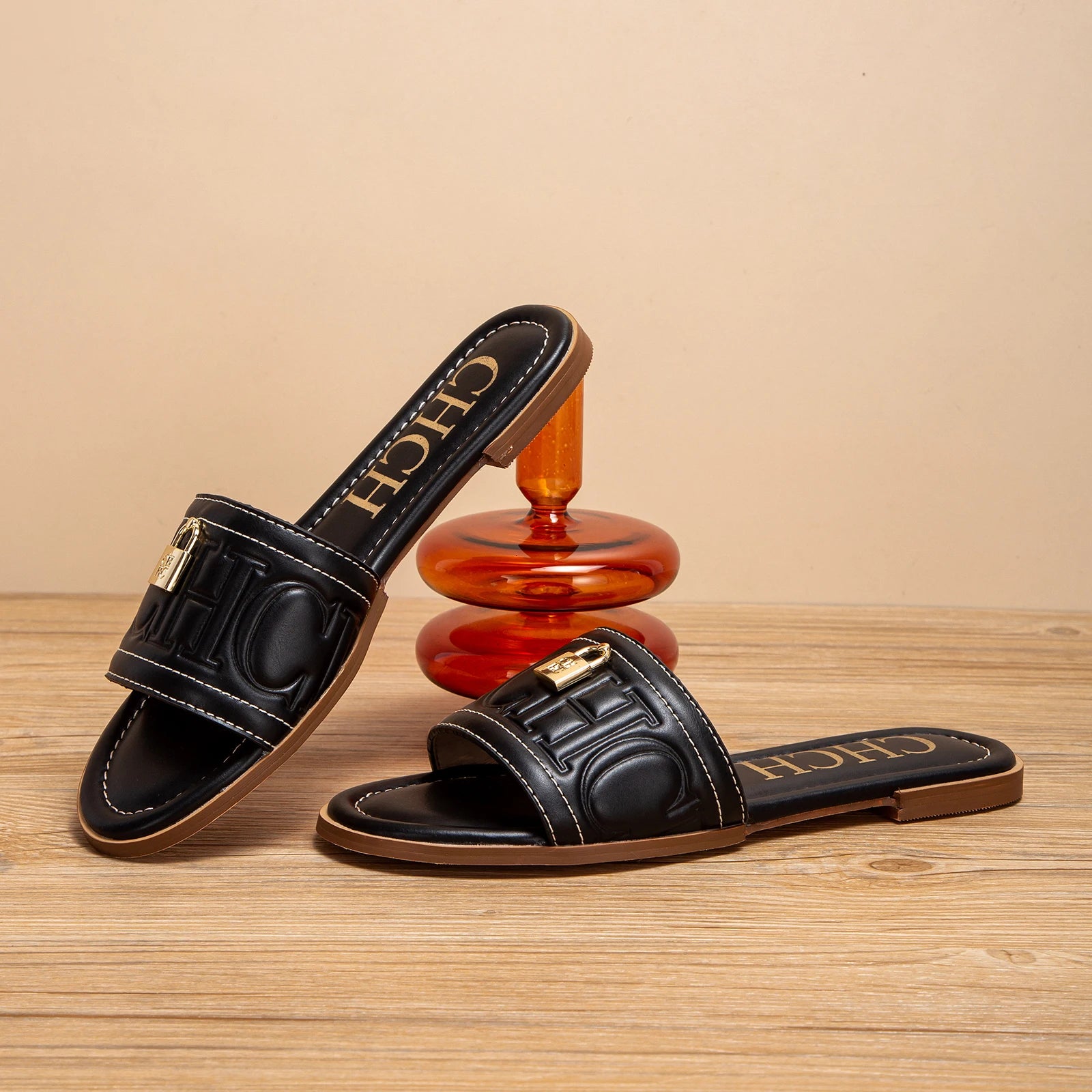 Women's Solid Color Embossed Flat Sandals - Simple Fashion Summer Slippers - JStorehub 
