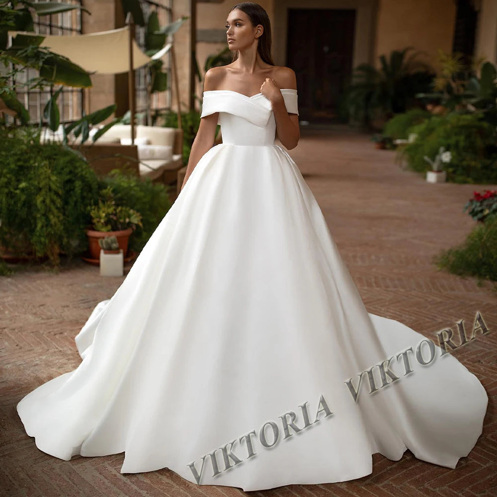 Vintage Lace Wedding Dress - Sweetheart Lace-Up Ball Gown Bridal Gown - JStorehub 