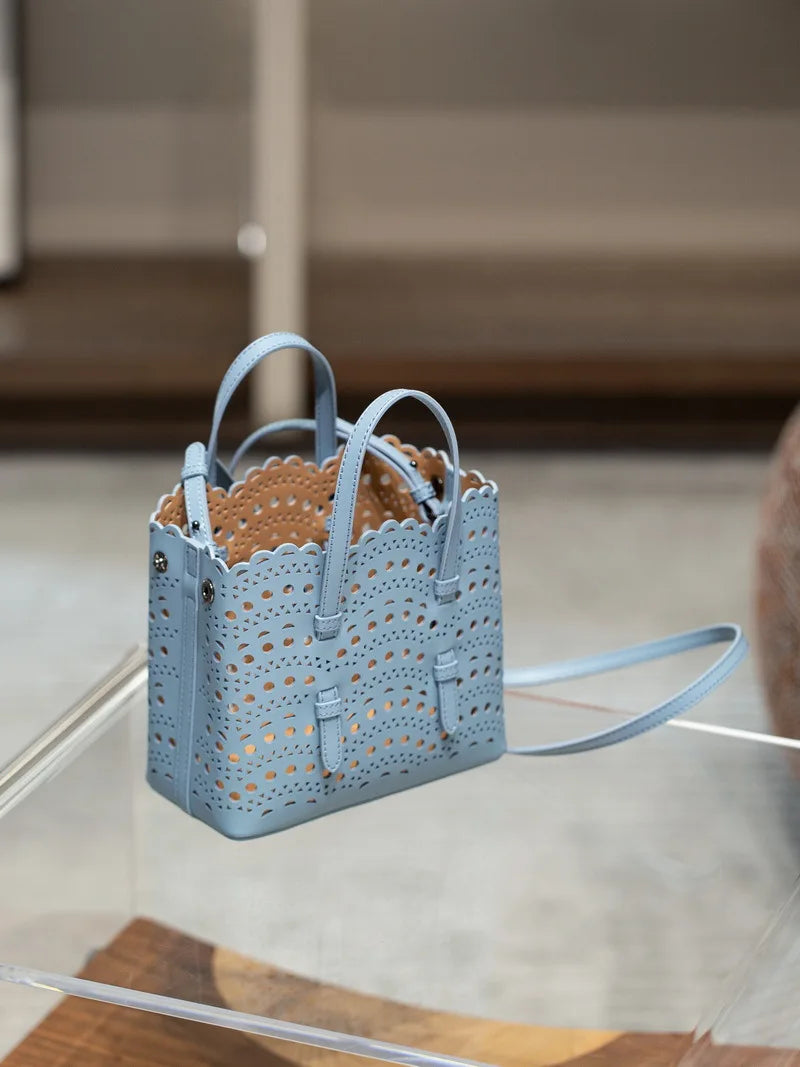 Women’s Travel Shoulder Bag – Practical & Lightweight - SalmanStore 