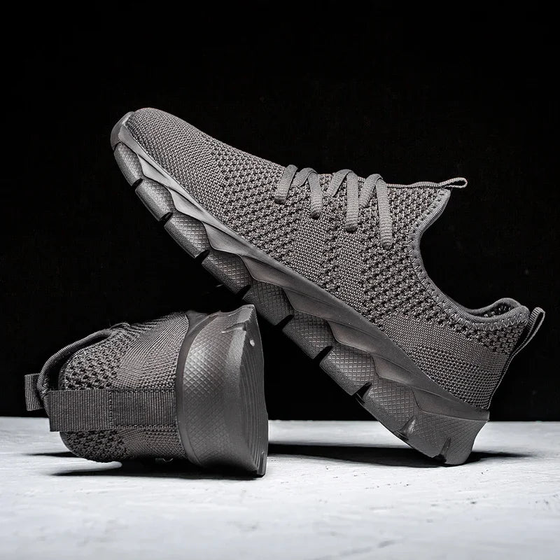 Men's casual sports shoes breathable summer light Soft sole comfort outdoor running shoes fashion student mesh plus size sneaker