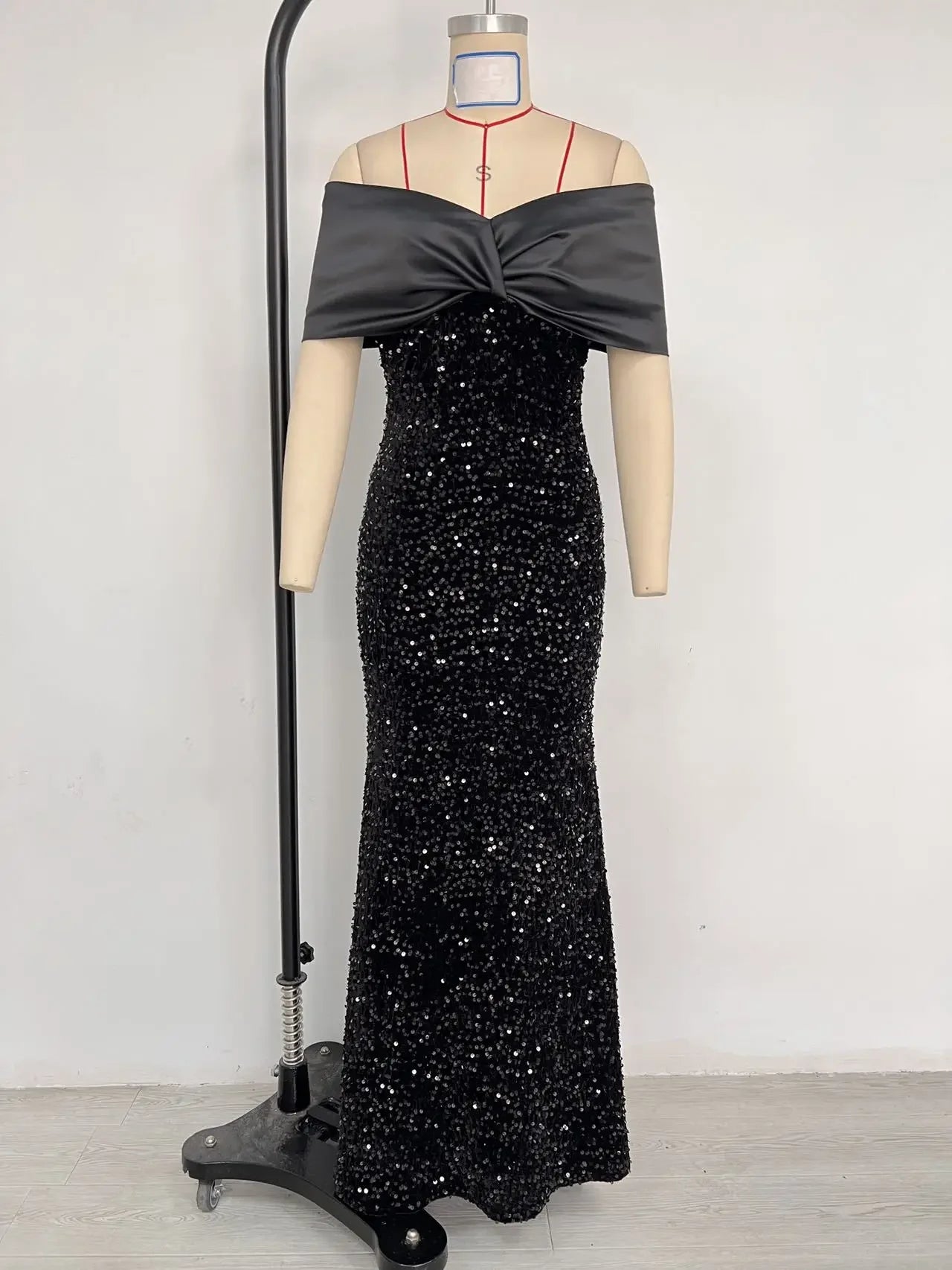 Slim Fit One Shoulder Sequin Evening Gown - A-Line Floor Length Party Dress - JStorehub 