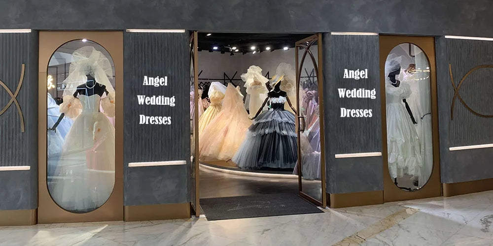 Plus Size A-Line Wedding Dress 2025 - V-Neck Sleeveless Applique Bridal Gown - JStorehub 