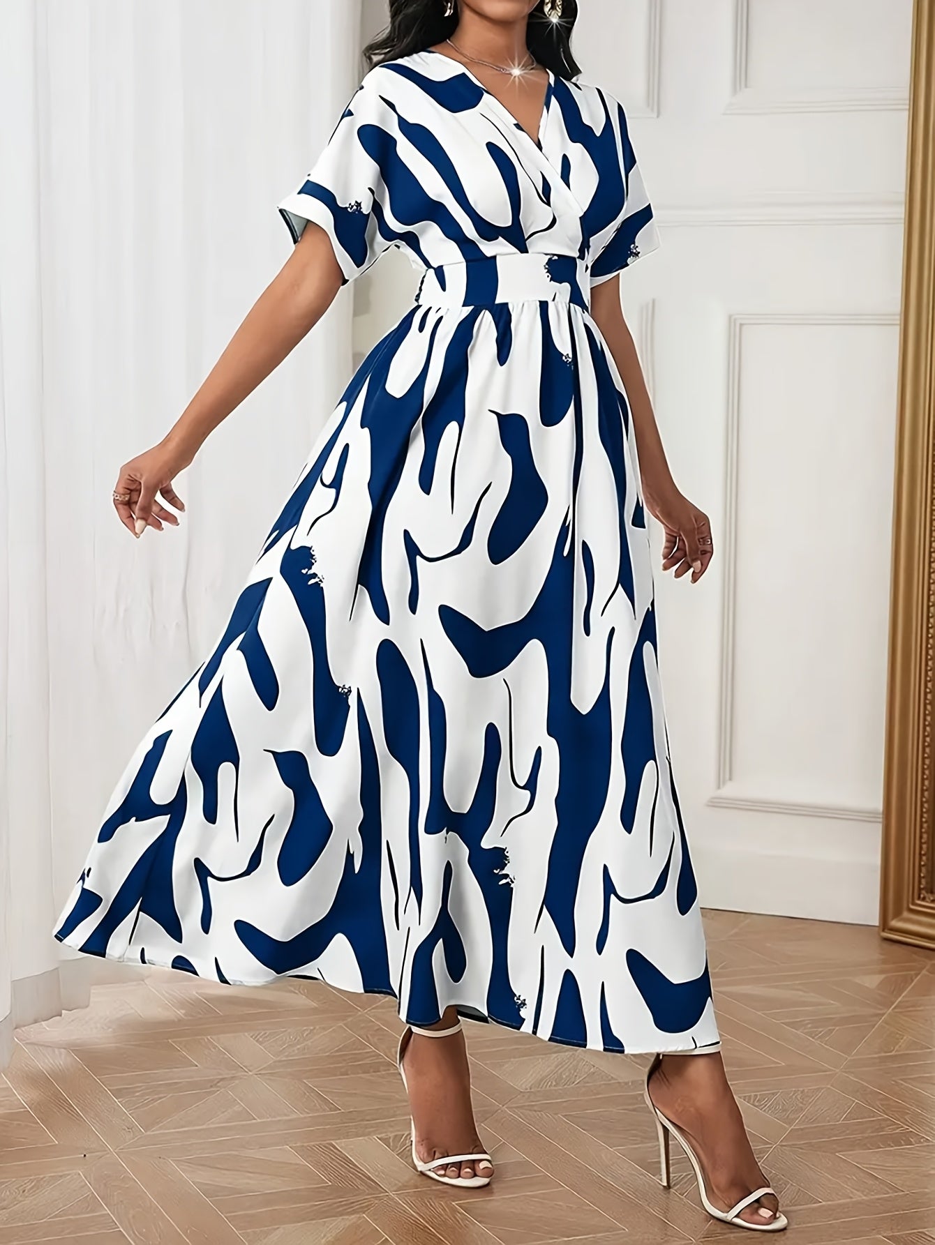 Color-block A-line dress with waist cinch - SalmanStore 
